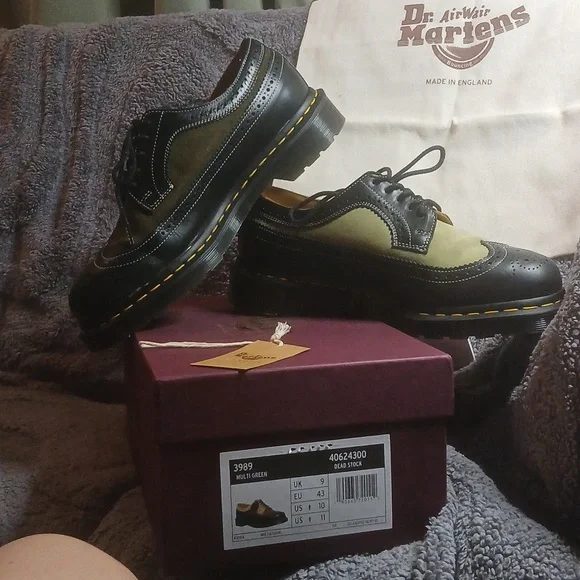 Dr. Martens Men's Two-Tone Dead Stock Wingtips - Picture 3 of 8